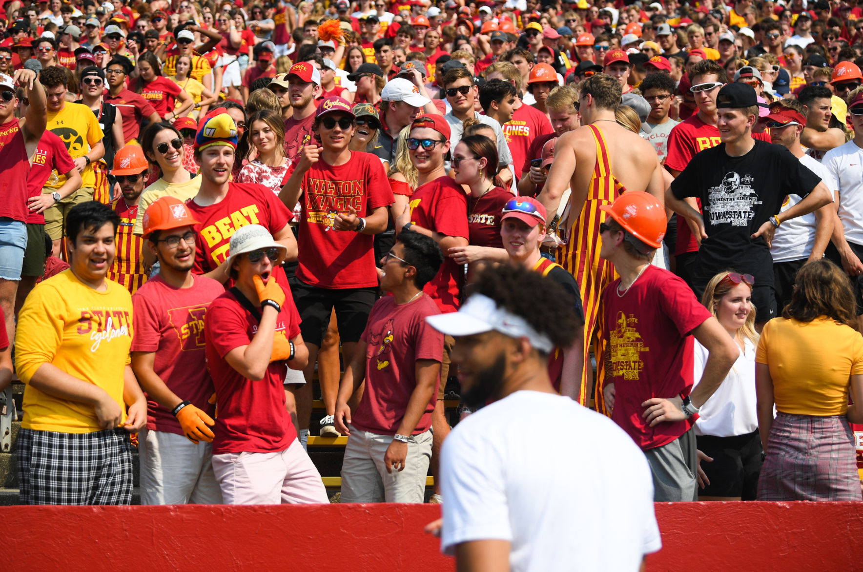 091121-qc-spt-iowa-isu-fball-016